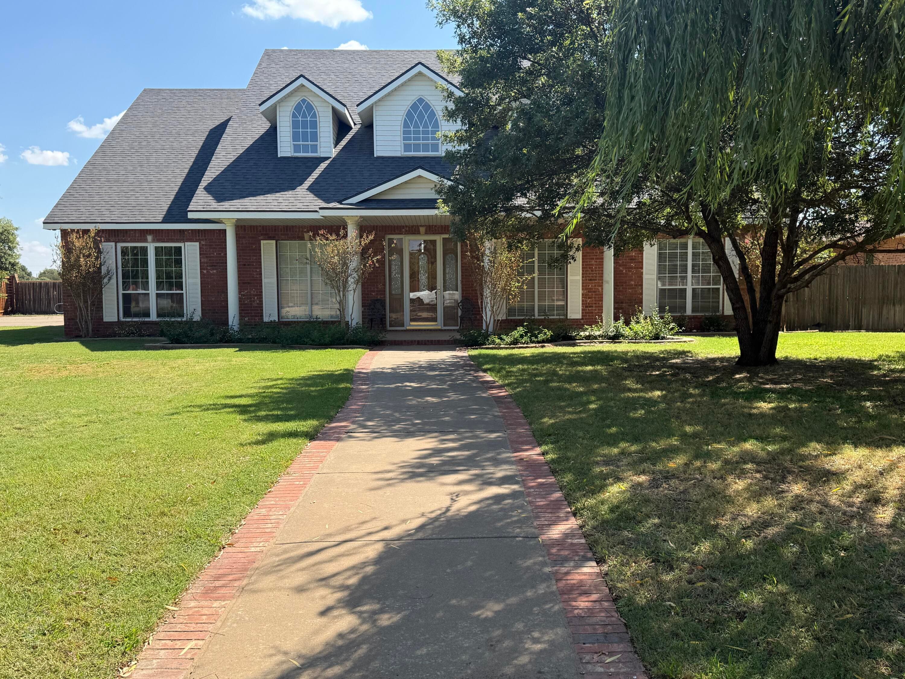 Single Family Residence at 9505 Viola Avenue
