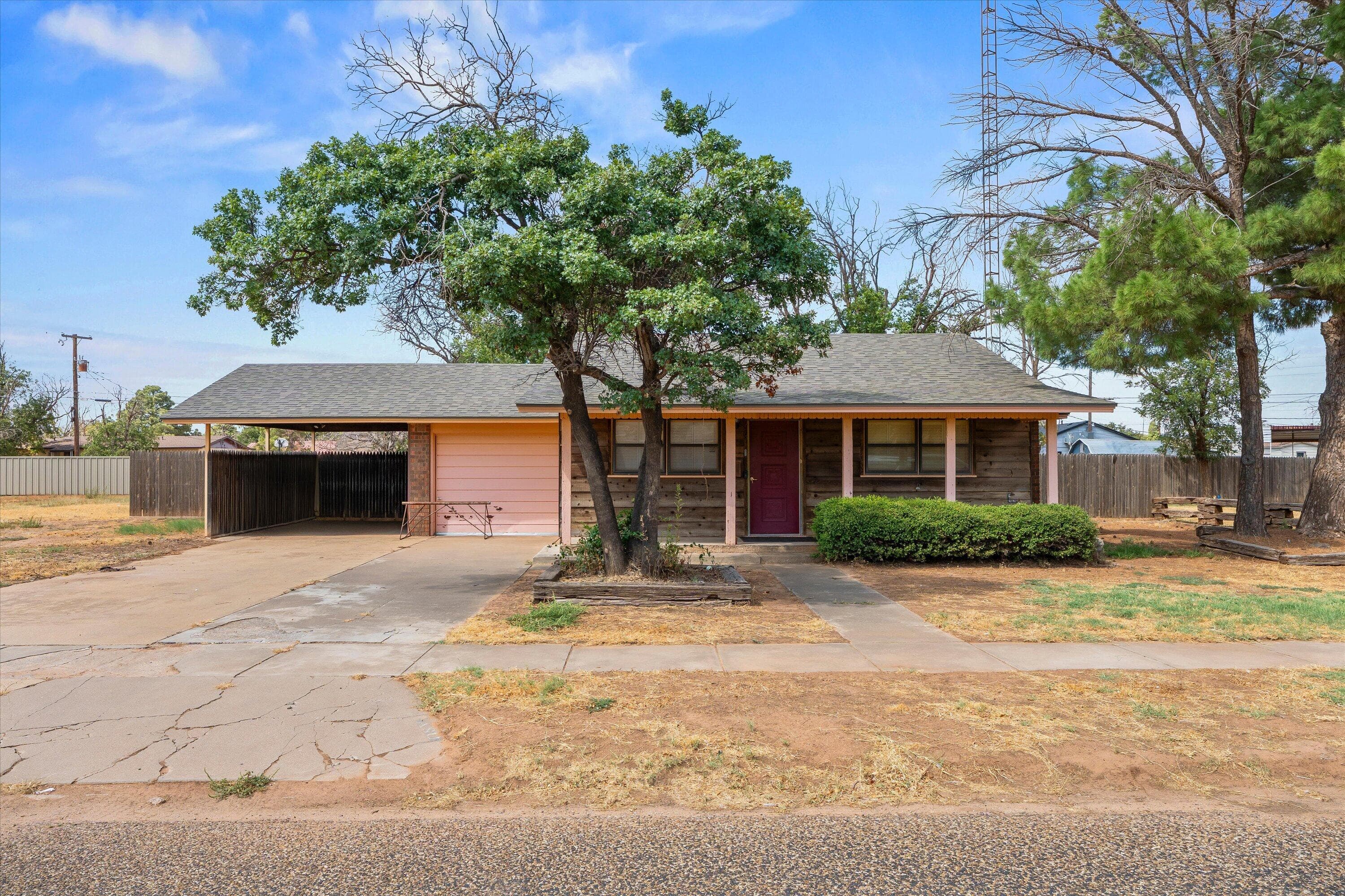 Single Family Residence at 110 N 17th Street