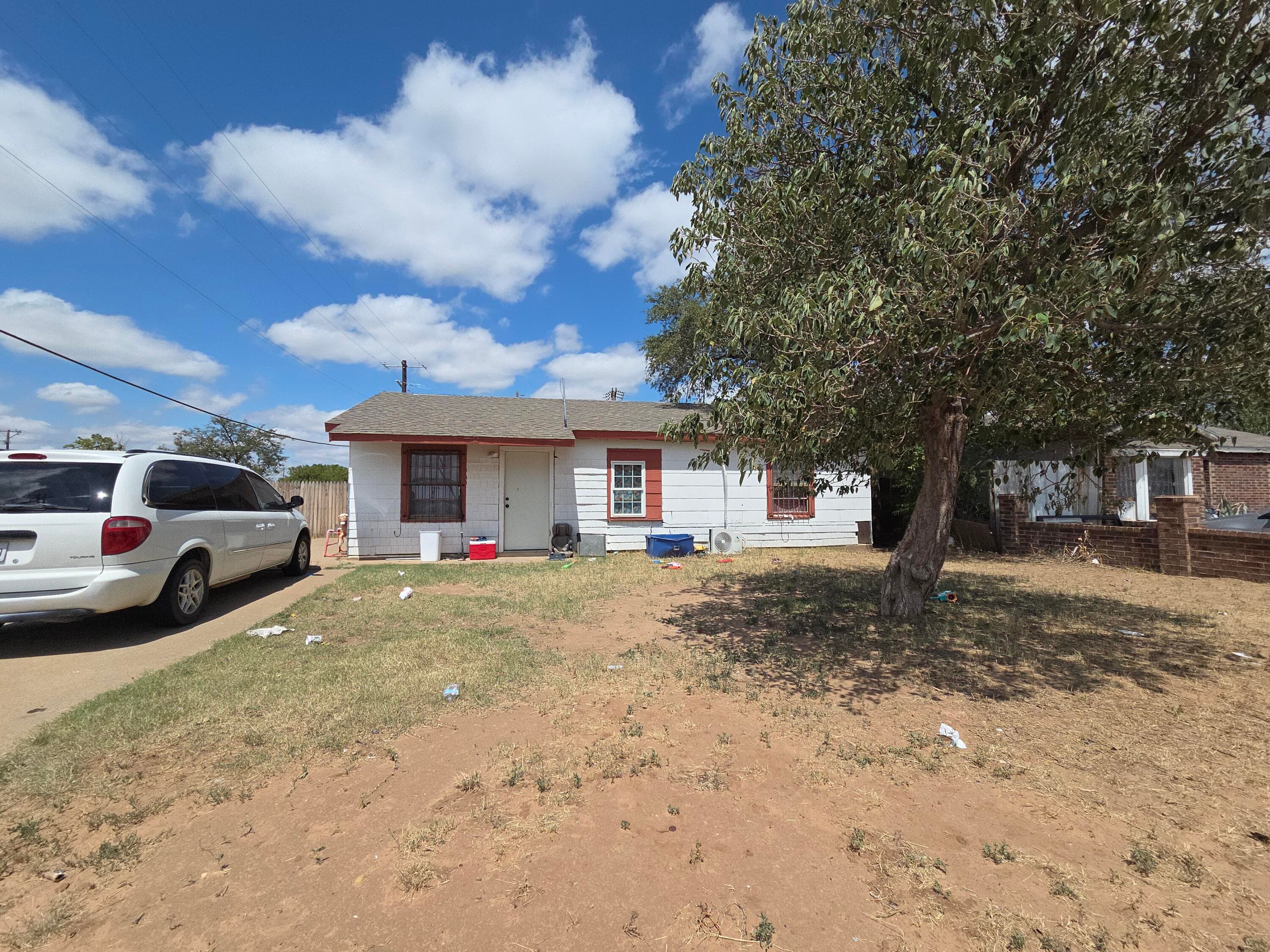 Single Family Residence at 2401 E 10th Street