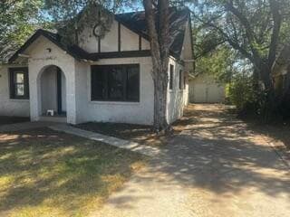 Single Family Residence at 2001 27th Street