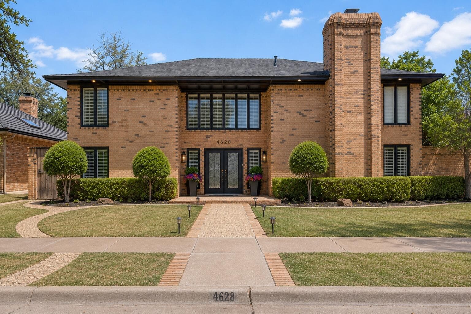 Single Family Residence at 4628 94th Street