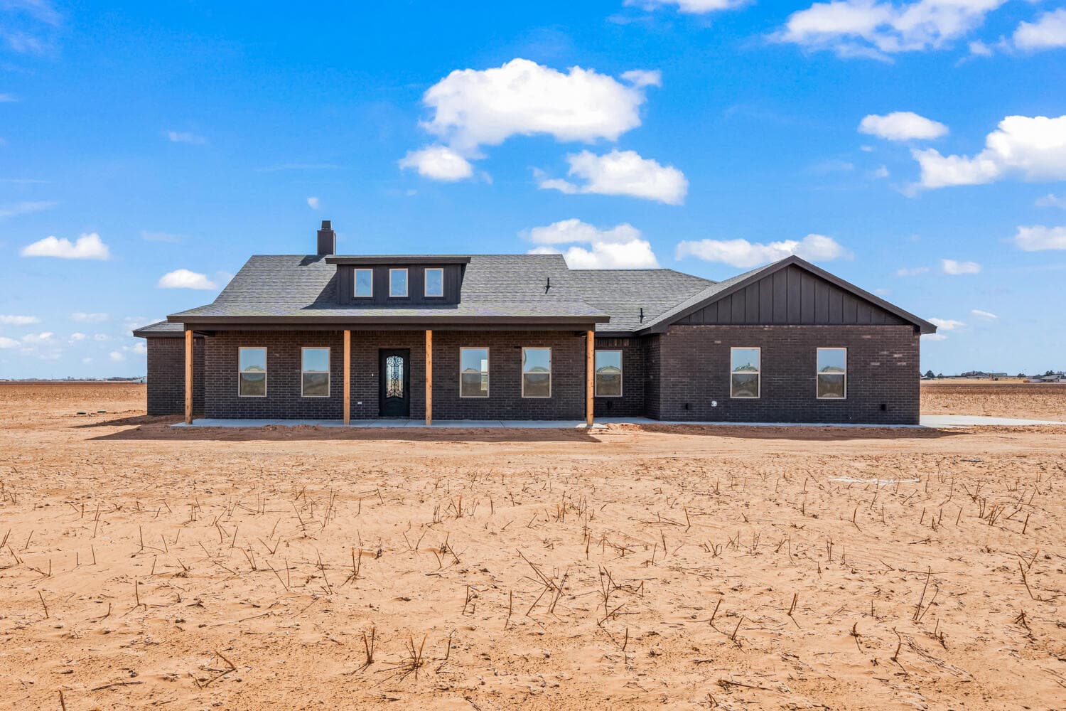 Single Family Residence at 5601 County Road 6100