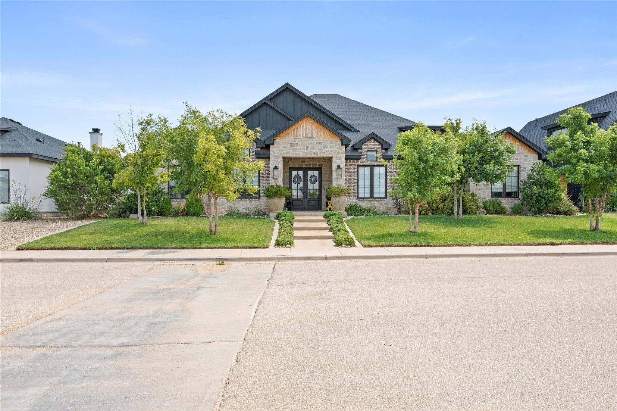Single Family Residence at 611 N 12th Street