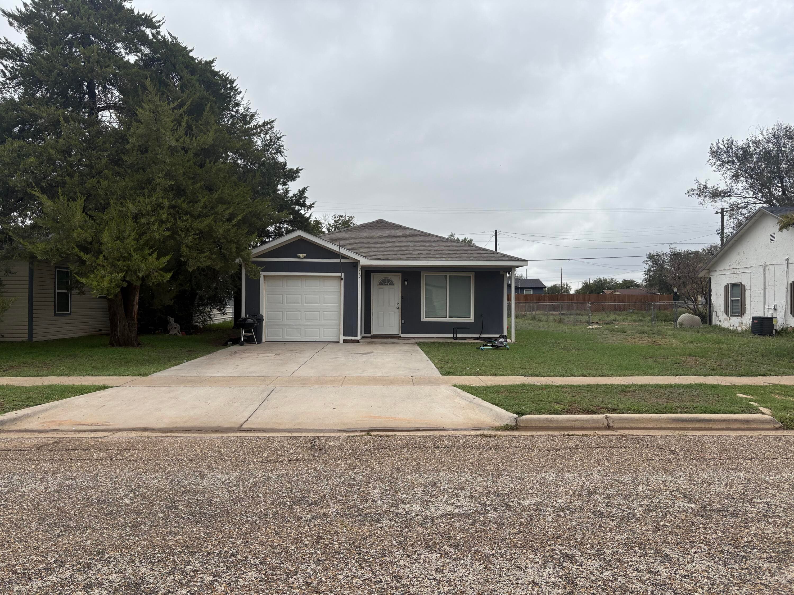 Single Family Residence at 313 E Rice Street