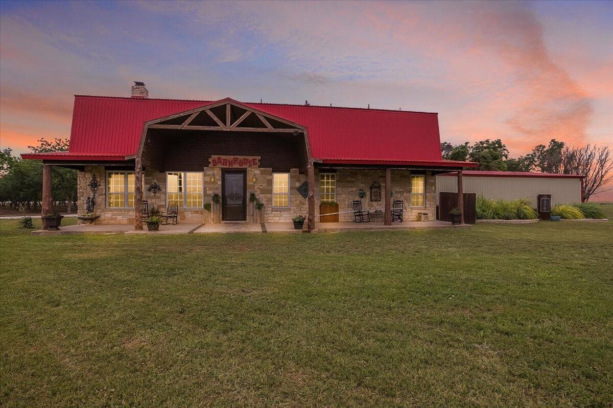 Single Family Residence at 6840 Nevada Road