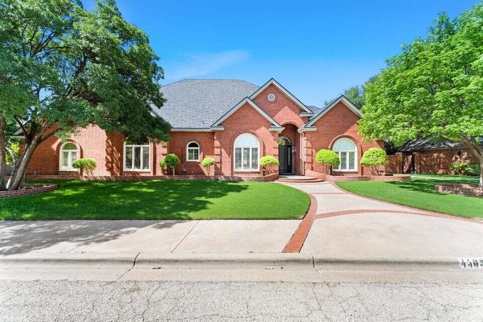 Single Family Residence at 4503 93rd Drive