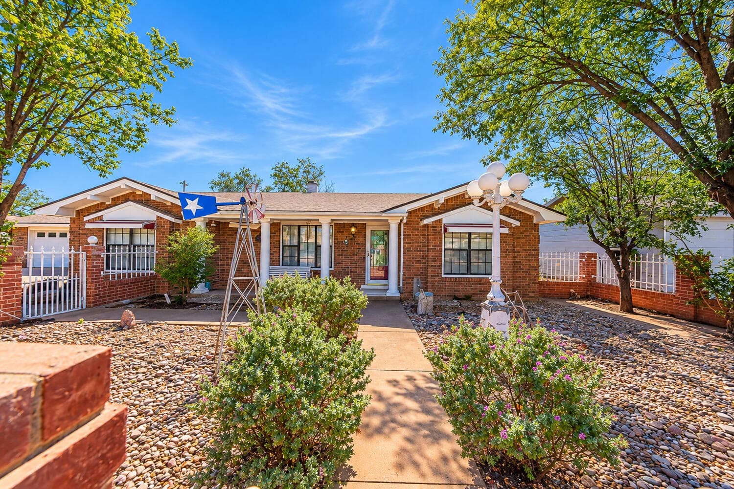 Single Family Residence at 2709 Baylor Street