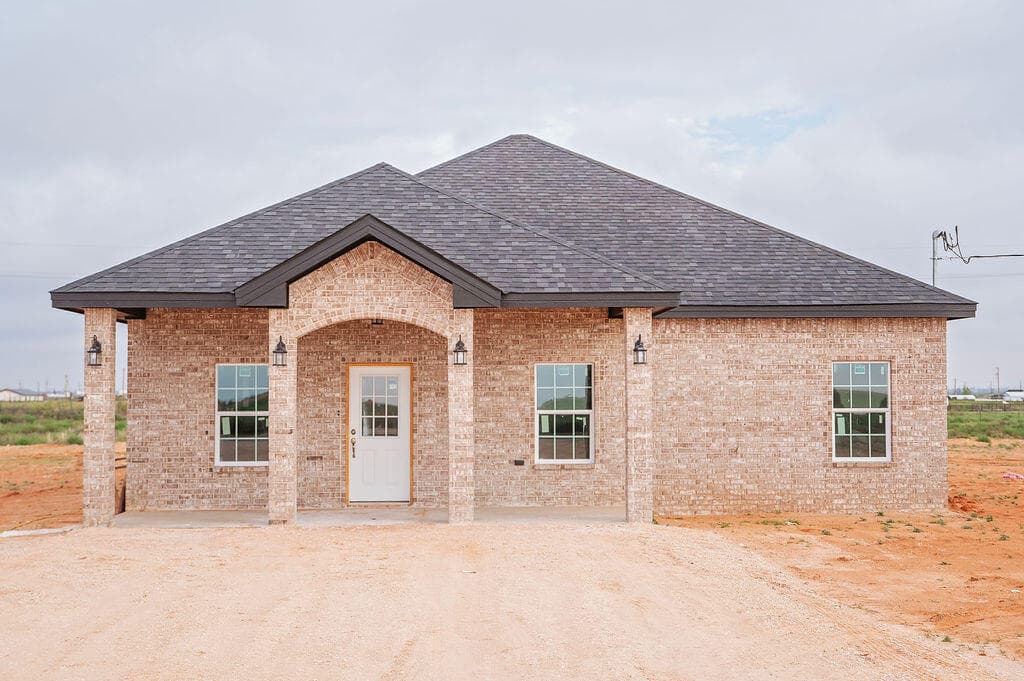 Single Family Residence at 1250 Private Road 224-L