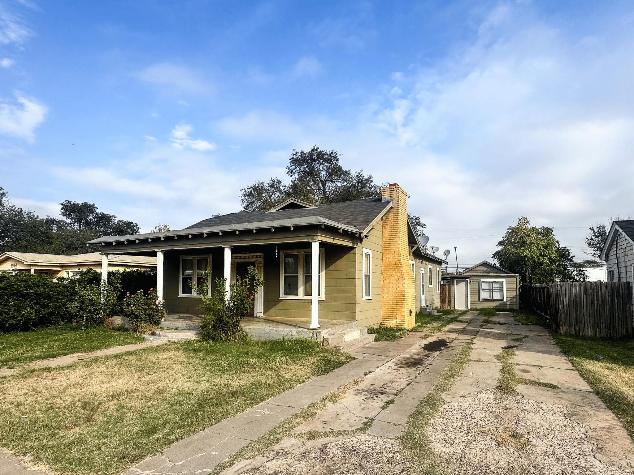Single Family Residence at 1912 20th Street